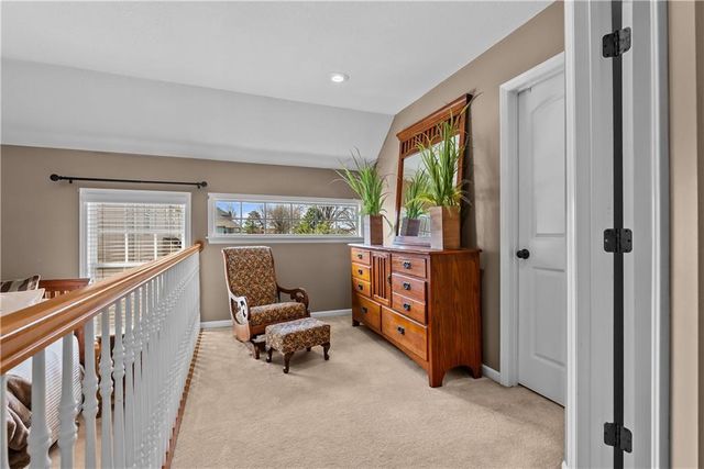 1008 SW Whistle Drive, Lee's Summit, MO 64082