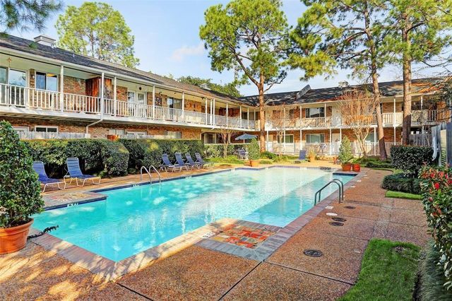 4040 San Felipe Street 109, Houston, TX 77027