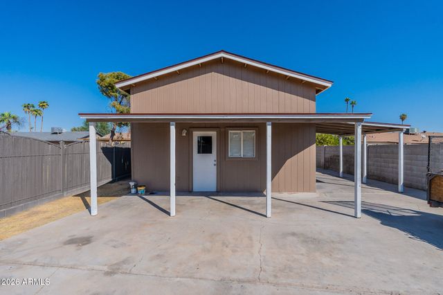 5344 W MERCER Lane, Glendale, AZ 85304