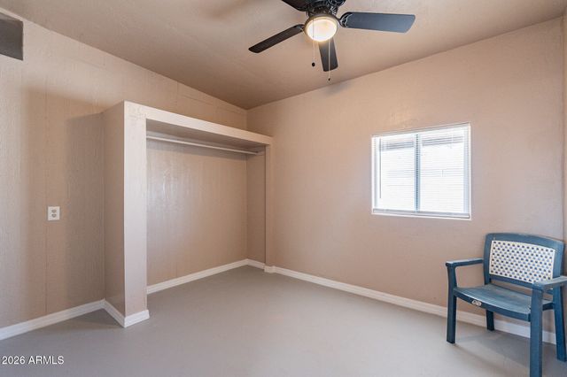 5344 W MERCER Lane, Glendale, AZ 85304