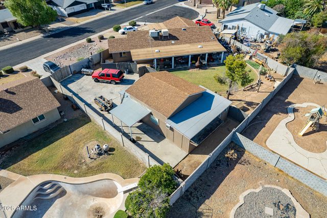 5344 W MERCER Lane, Glendale, AZ 85304