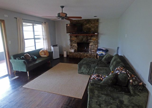 88 Wabash Drive, Cherokee Village, AR 72529