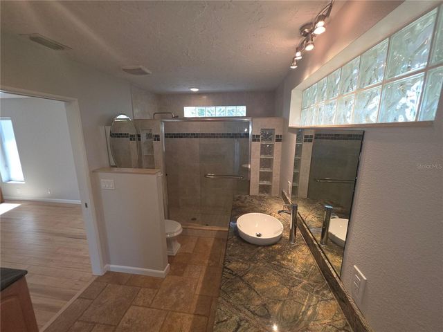 7708 NW 9TH AVE DRIVE, Bradenton, FL 34209