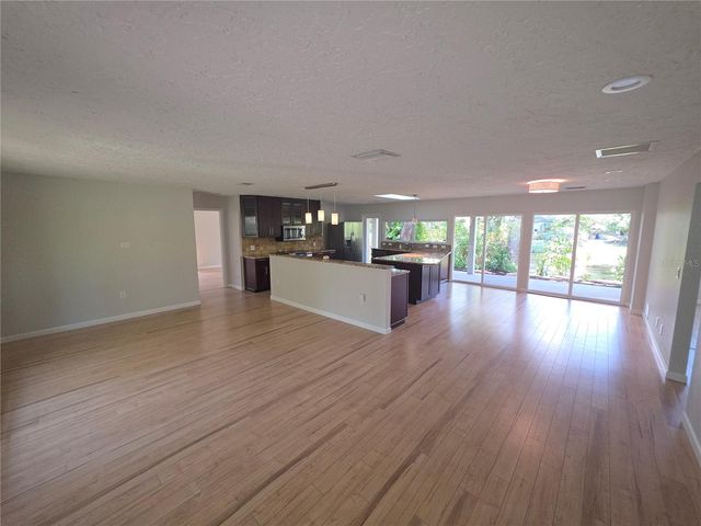 7708 NW 9TH AVE DRIVE, Bradenton, FL 34209