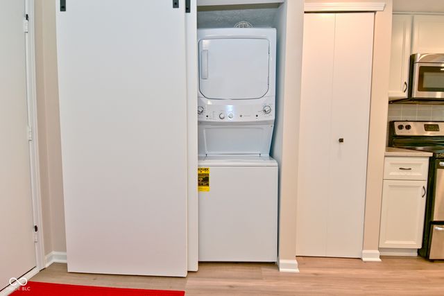 9477 Aberdare Drive, Indianapolis, IN 46250