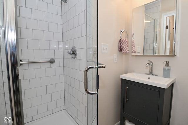 9477 Aberdare Drive, Indianapolis, IN 46250