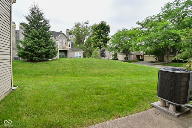 9477 Aberdare Drive, Indianapolis, IN 46250