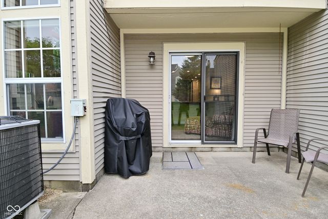 9477 Aberdare Drive, Indianapolis, IN 46250