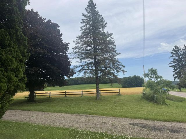 E6190 Highway 154, Reedsburg, WI 53959