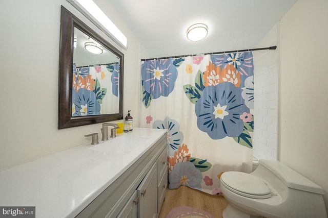 316 LOCUST AVE, Ardmore, PA 19003