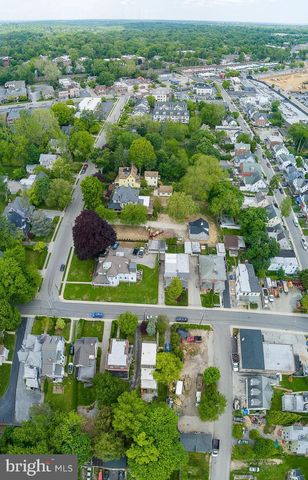 316 LOCUST AVE, Ardmore, PA 19003
