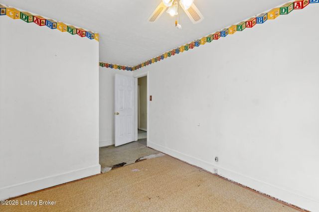 10509 Fairview Ave, Jeffersontown, KY 40299