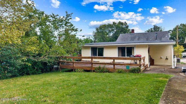 10509 Fairview Ave, Jeffersontown, KY 40299