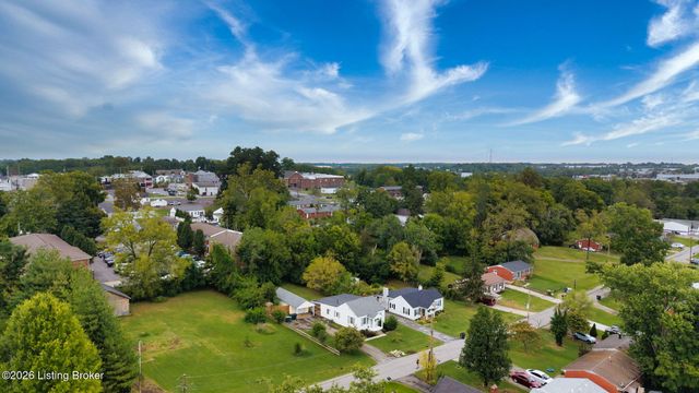 10509 Fairview Ave, Jeffersontown, KY 40299