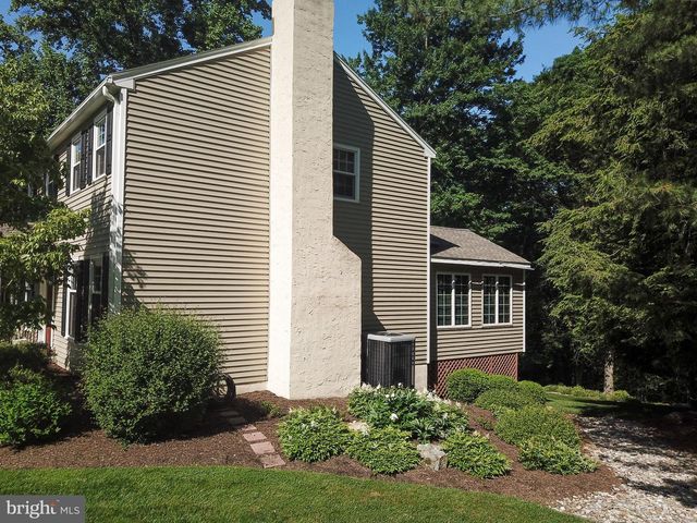 405 BROOKWOOD DR, Downingtown, PA 19335