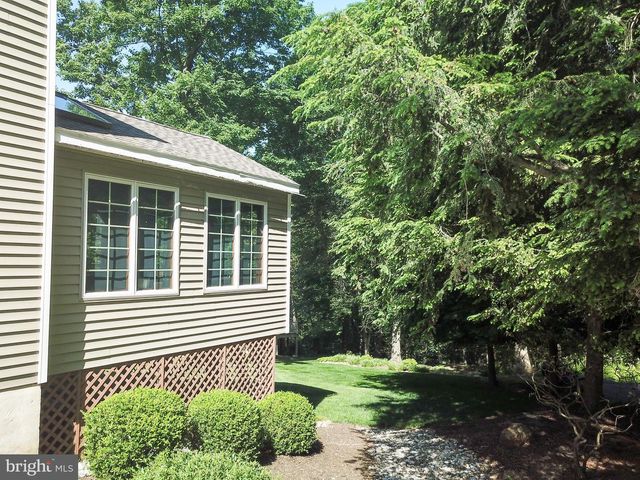 405 BROOKWOOD DR, Downingtown, PA 19335
