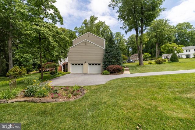 405 BROOKWOOD DR, Downingtown, PA 19335