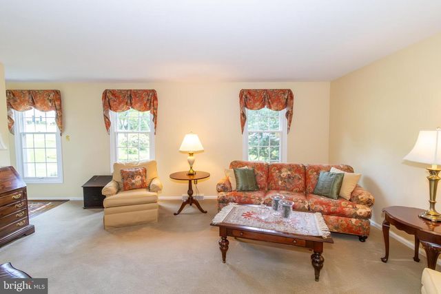 405 BROOKWOOD DR, Downingtown, PA 19335