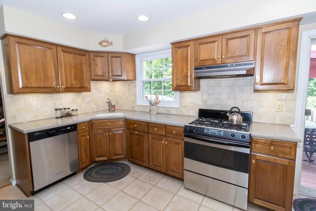 405 BROOKWOOD DR, Downingtown, PA 19335