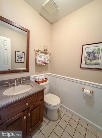 405 BROOKWOOD DR, Downingtown, PA 19335
