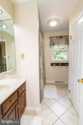 405 BROOKWOOD DR, Downingtown, PA 19335