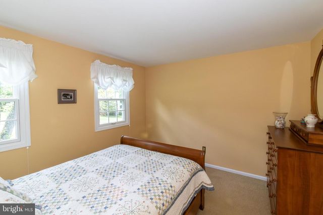 405 BROOKWOOD DR, Downingtown, PA 19335