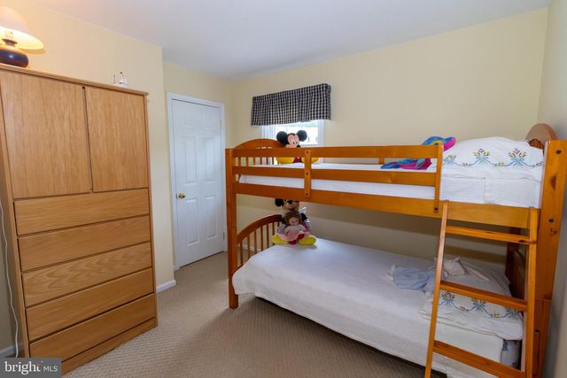 405 BROOKWOOD DR, Downingtown, PA 19335