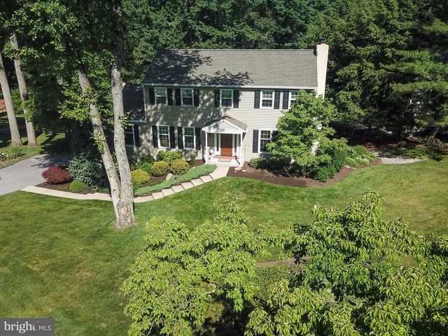 405 BROOKWOOD DR, Downingtown, PA 19335