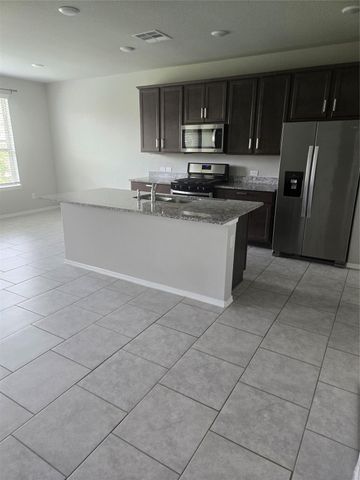 40204 S Hill Pass, Magnolia, TX 77354