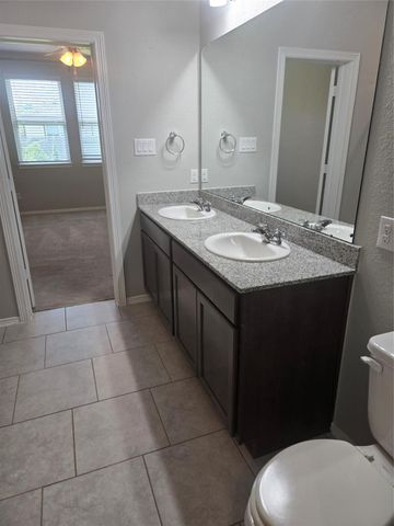 40204 S Hill Pass, Magnolia, TX 77354