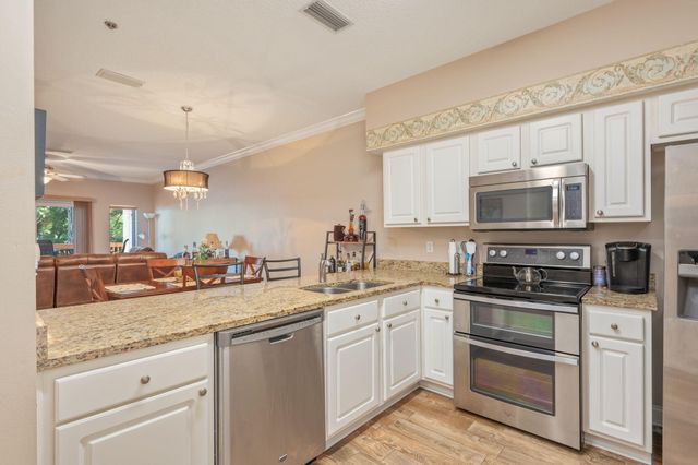 5 Laguna Street, 104, Fort Walton Beach, FL 32548