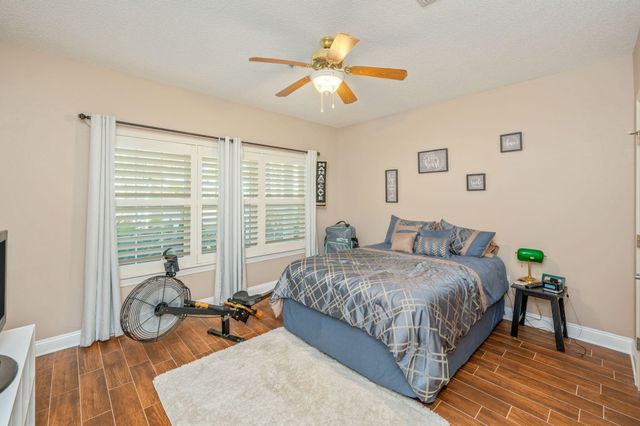 5 Laguna Street, 104, Fort Walton Beach, FL 32548