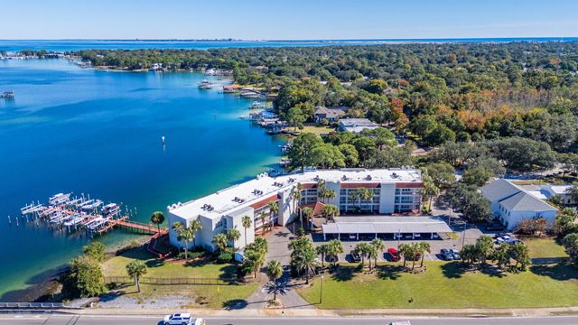 5 Laguna Street, 104, Fort Walton Beach, FL 32548