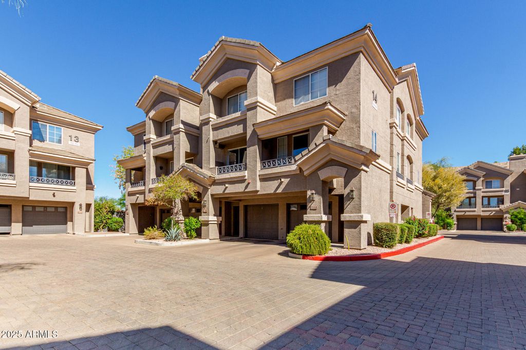 4465 E PARADISE VILLAGE Parkway S 1153, Phoenix, AZ 85032