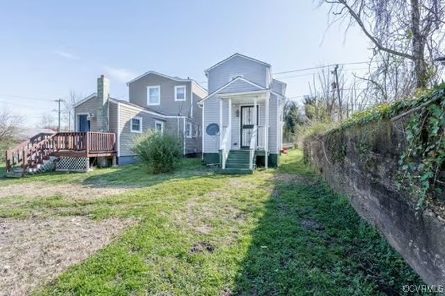 812 Harding St, Petersburg, VA 23803