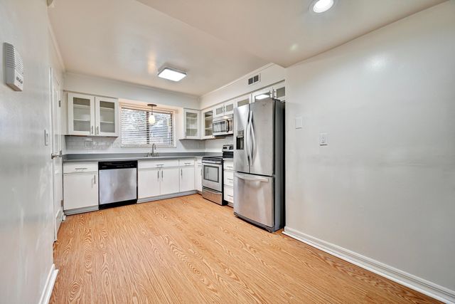 8 Eagle View Lane, Fort Thomas, KY 41075