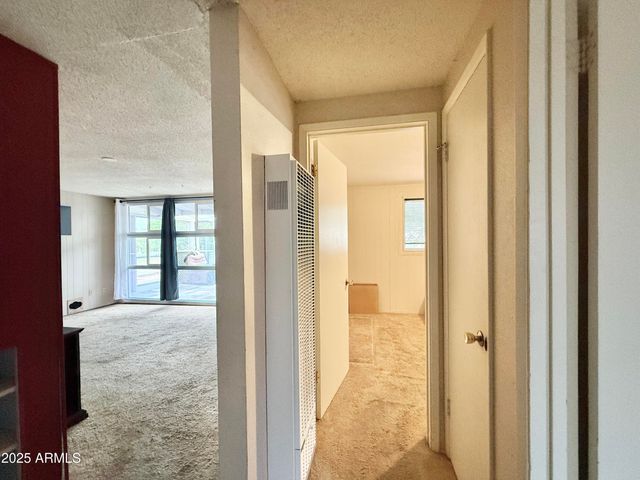 9820 S 9TH Street, Mayer, AZ 86333