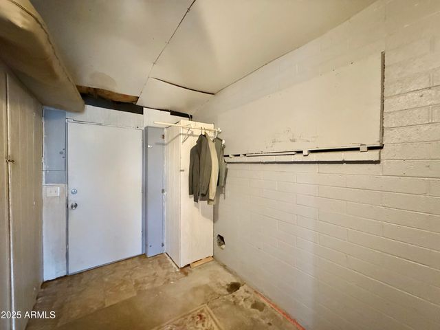 9820 S 9TH Street, Mayer, AZ 86333