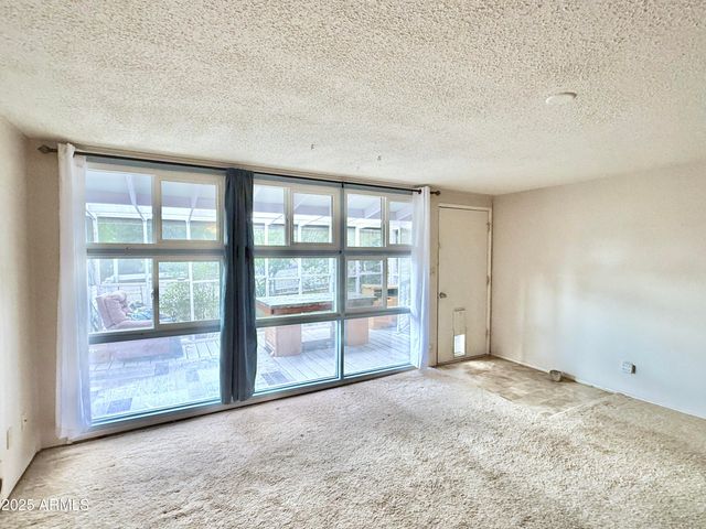 9820 S 9TH Street, Mayer, AZ 86333