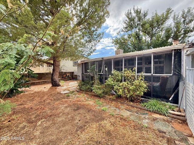 9820 S 9TH Street, Mayer, AZ 86333