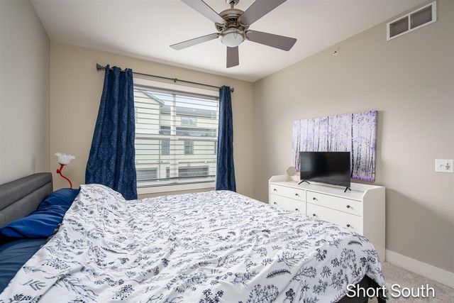 2090 Celadon Drive, Grand Rapids, MI 49525