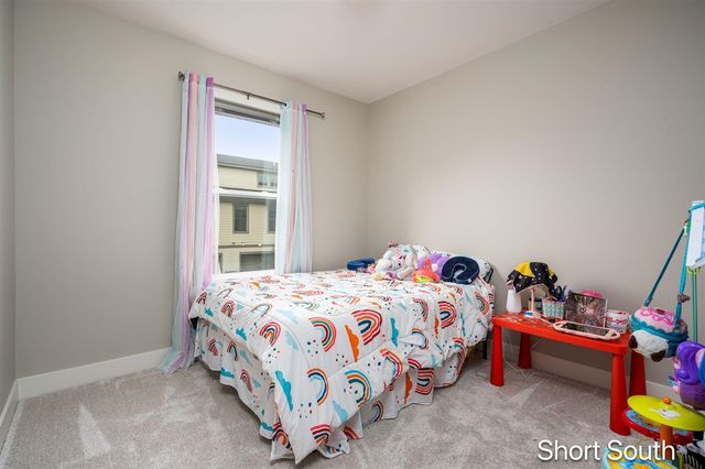 2090 Celadon Drive, Grand Rapids, MI 49525