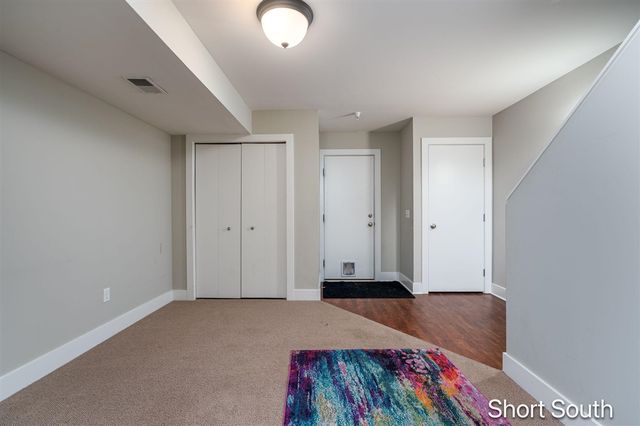 2090 Celadon Drive, Grand Rapids, MI 49525