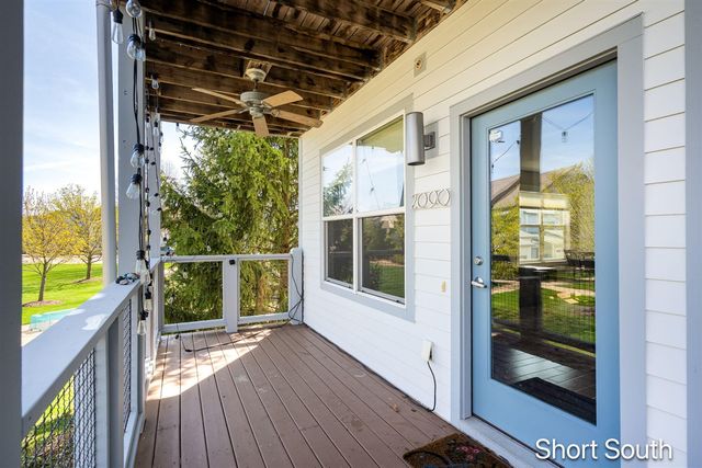 2090 Celadon Drive, Grand Rapids, MI 49525