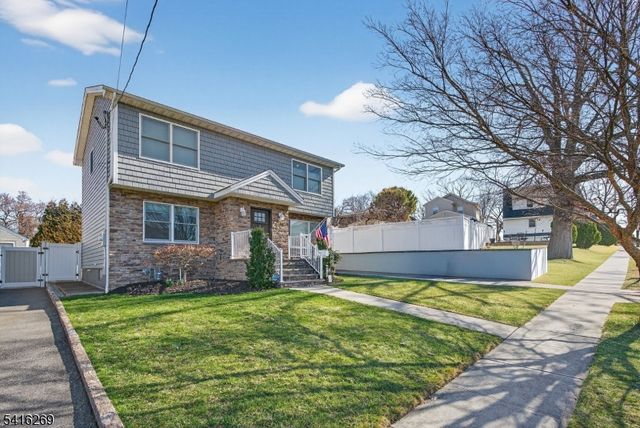 739 5Th Ave, Lyndhurst Twp., NJ 07071