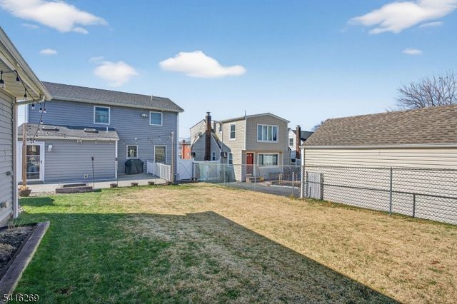 739 5Th Ave, Lyndhurst Twp., NJ 07071