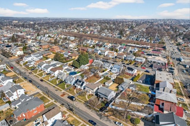 739 5Th Ave, Lyndhurst Twp., NJ 07071