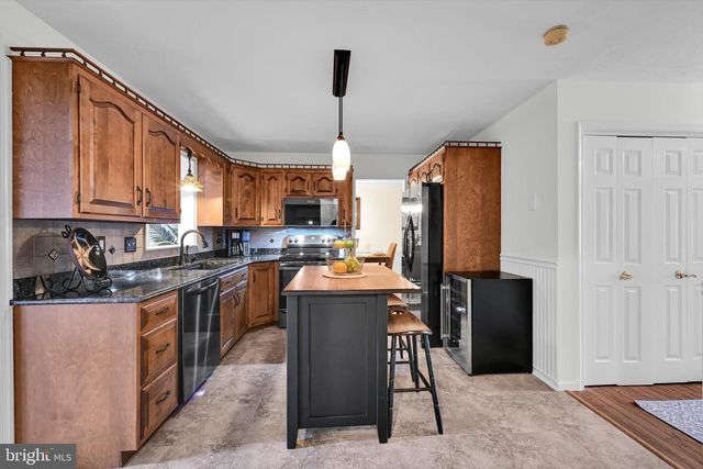 16 JASON AVE, Denver, PA 17517