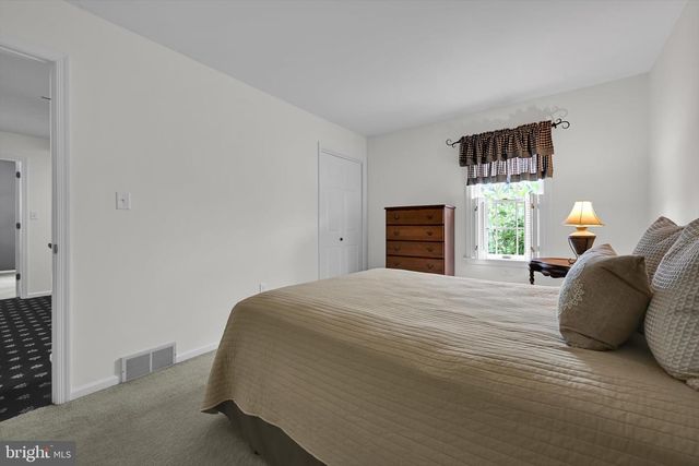 16 JASON AVE, Denver, PA 17517