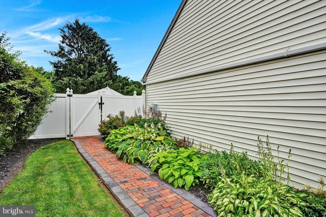 16 JASON AVE, Denver, PA 17517